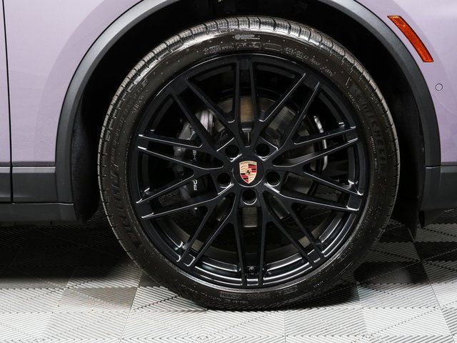 New 2026 Porsche Macan 4 Electric AWD/4WD image 38