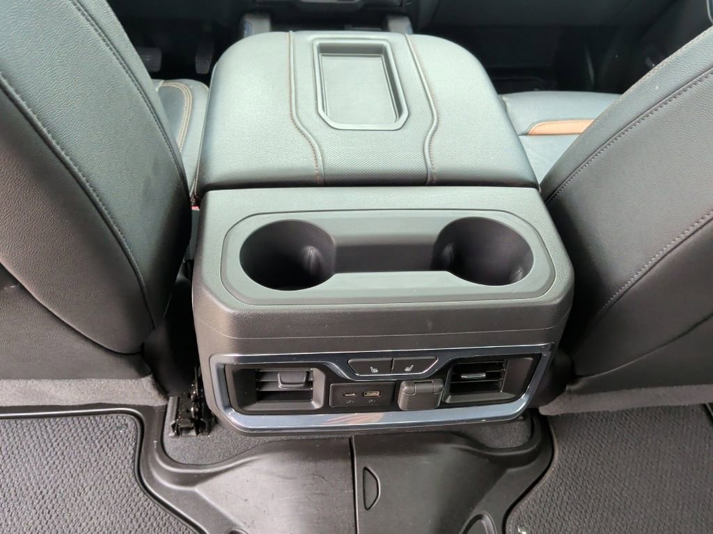 Used 2021 GMC Sierra 1500 AT4 w/ Technology Package image 43