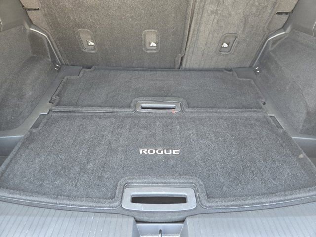 Used 2024 Nissan Rogue SL w/ SL Premium Package FWD image 33