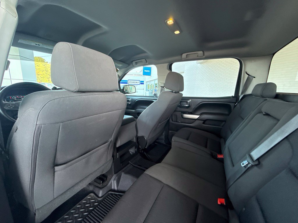 Used 2017 Chevrolet Silverado 1500 LT AWD/4WD image 41