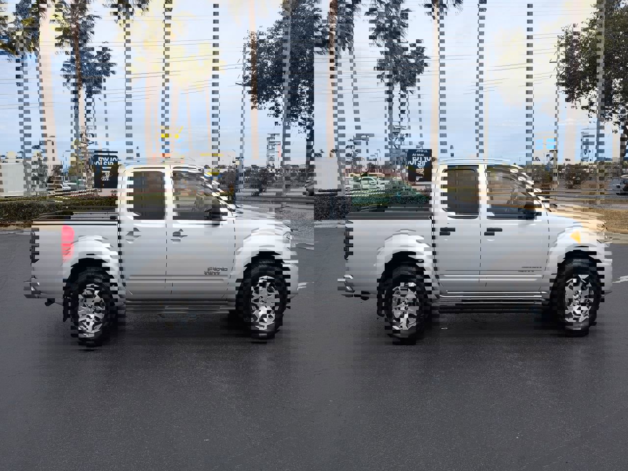 Used 2012 Suzuki Equator Sport image 3