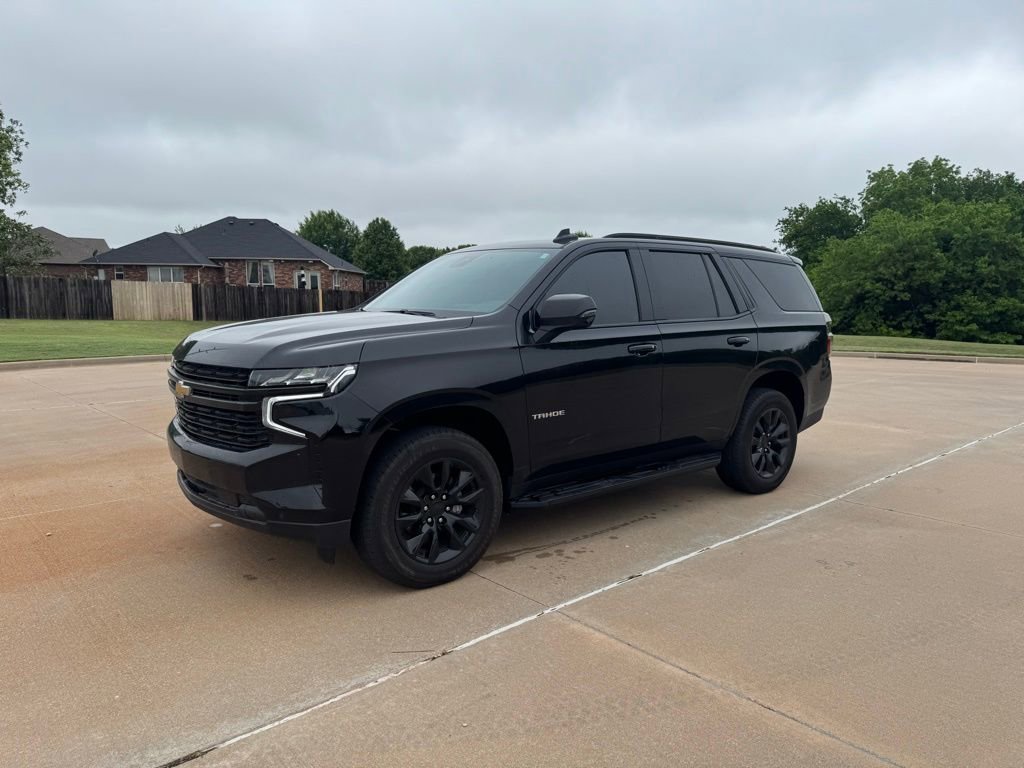 Certified 2024 Chevrolet Tahoe LT w/ Luxury Package RWD image 3