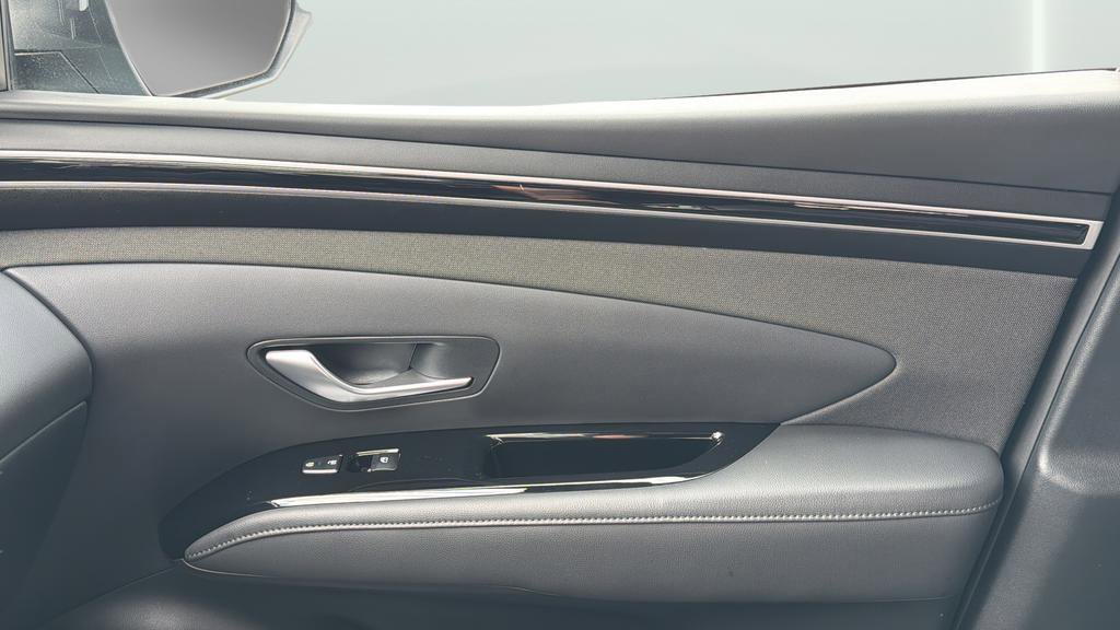 Used 2024 Hyundai Santa Cruz Limited image 13