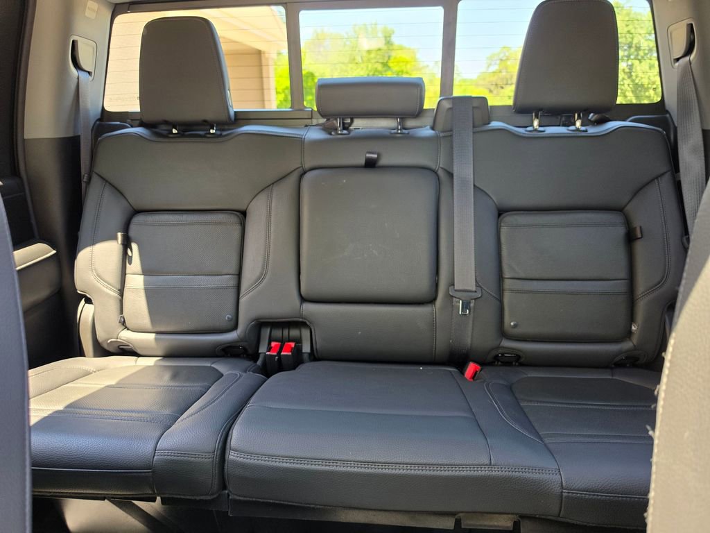 Used 2021 GMC Sierra 3500 Denali w/ Denali Black Diamond Edition AWD/4WD image 35