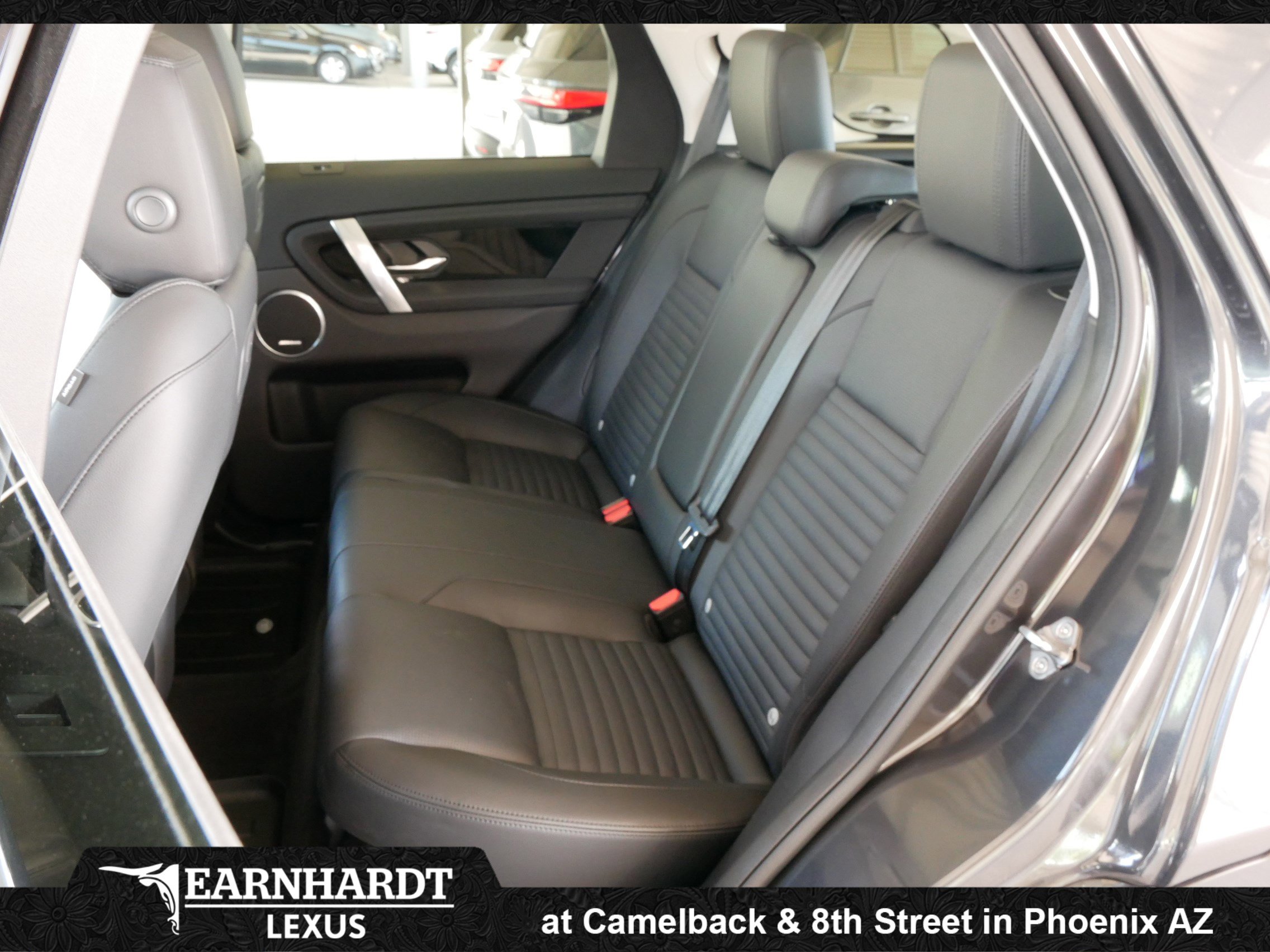 Used 2025 Land Rover Discovery Sport S image 20