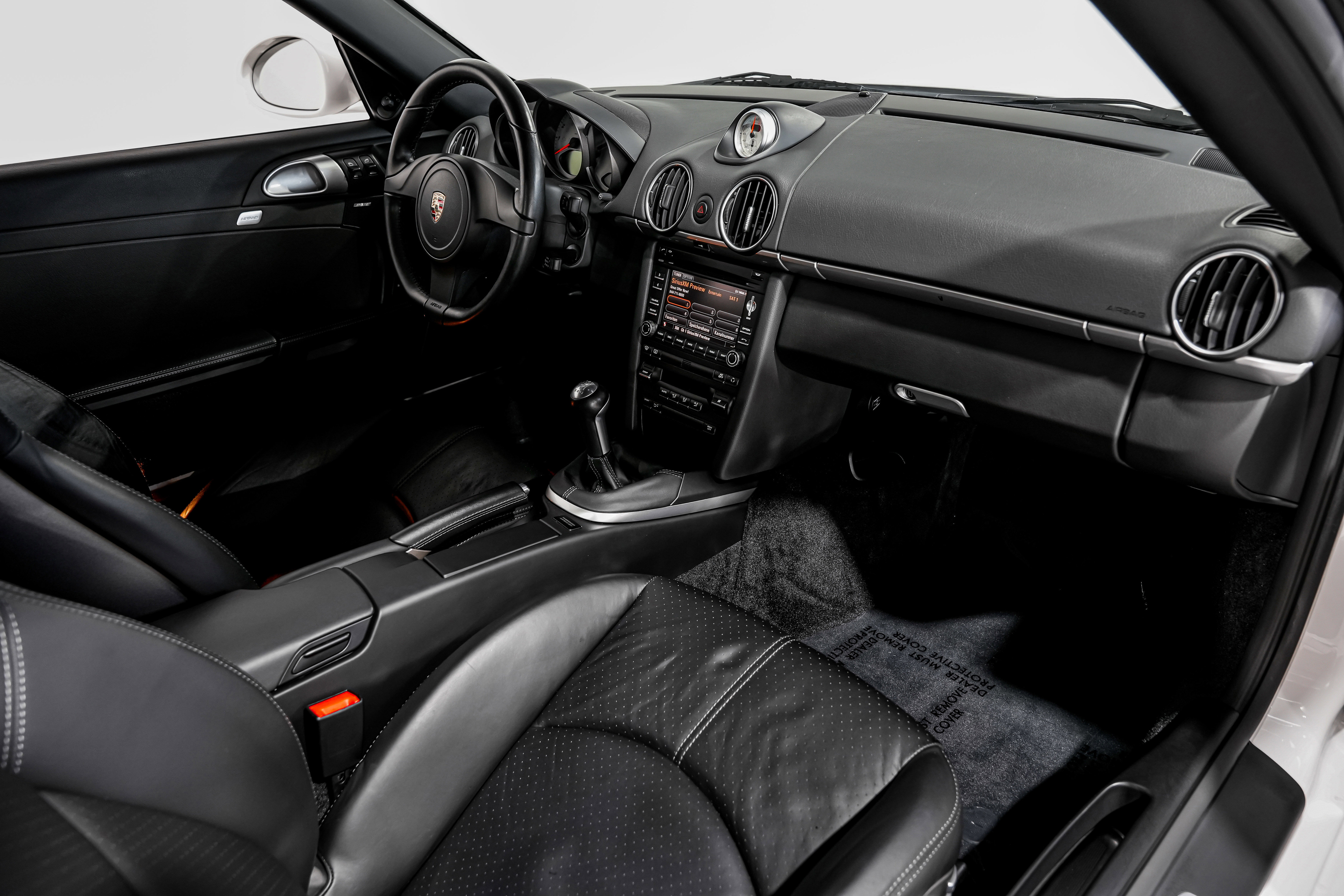 Used 2011 Porsche Cayman S image 27