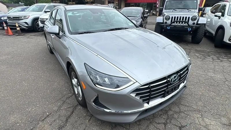 Used 2021 Hyundai Sonata SE FWD image 3