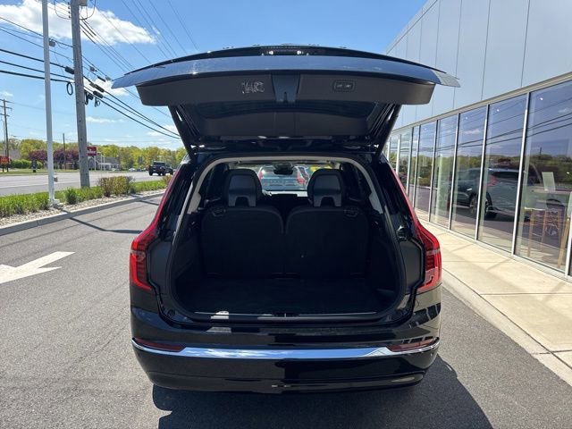 Certified 2025 Volvo XC90 B5 Plus AWD/4WD image 11