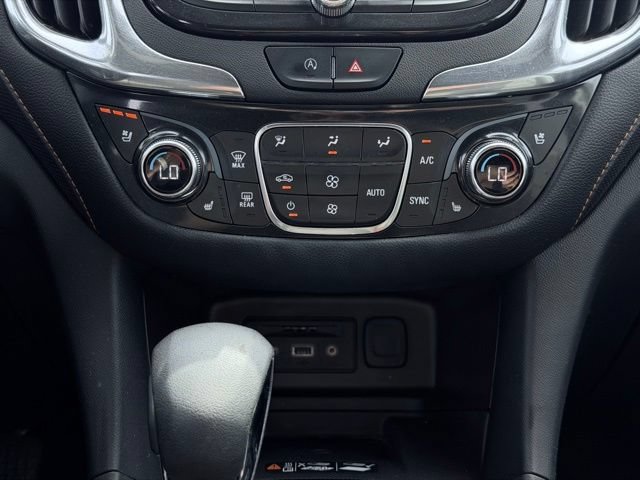 Used 2023 Chevrolet Equinox Premier AWD/4WD image 39