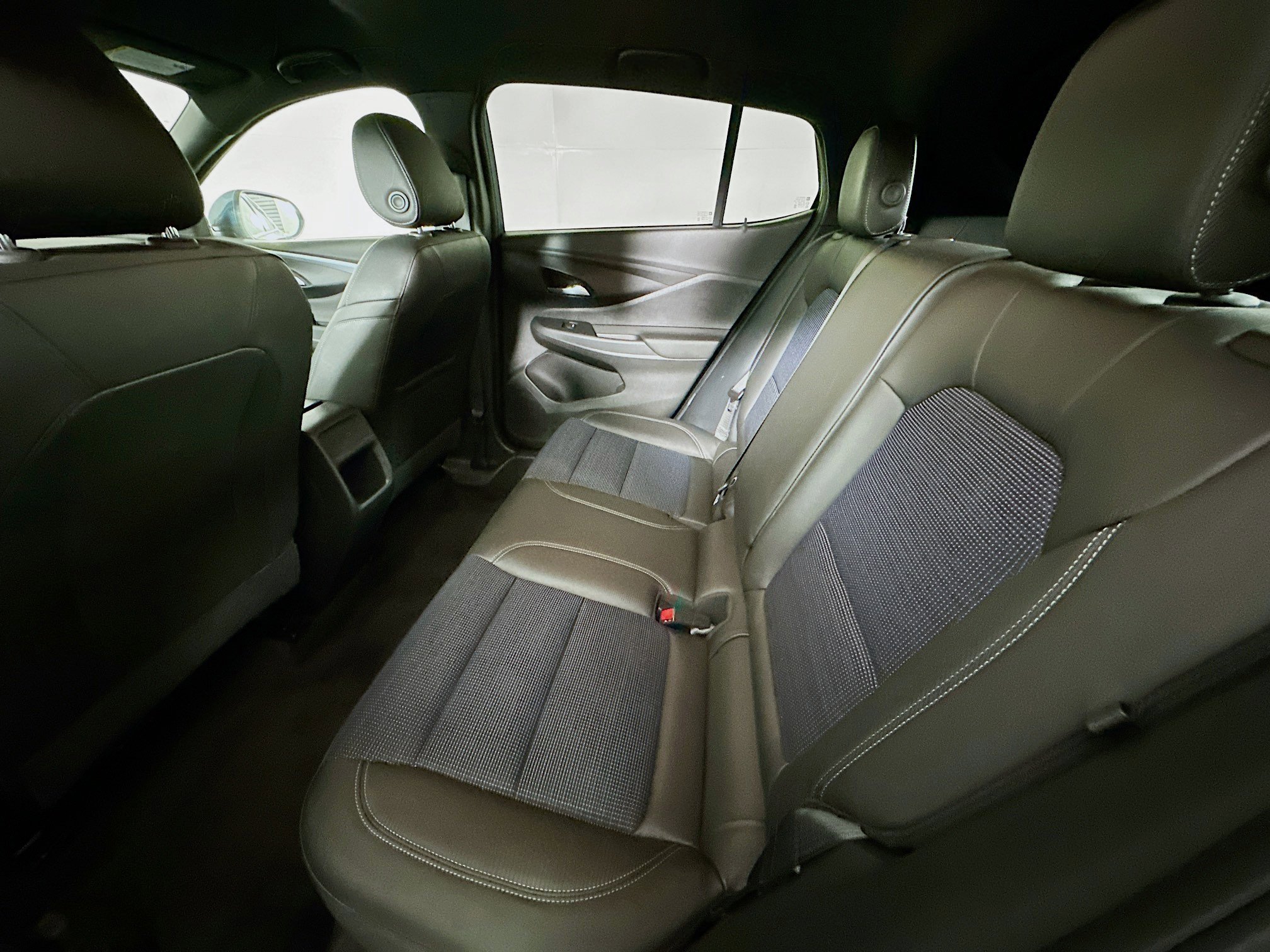 Used 2024 Buick Envista Preferred image 26