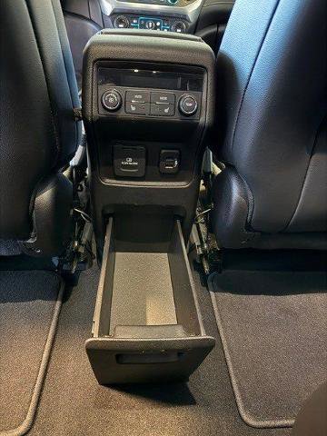 Used 2019 GMC Acadia SLT image 16