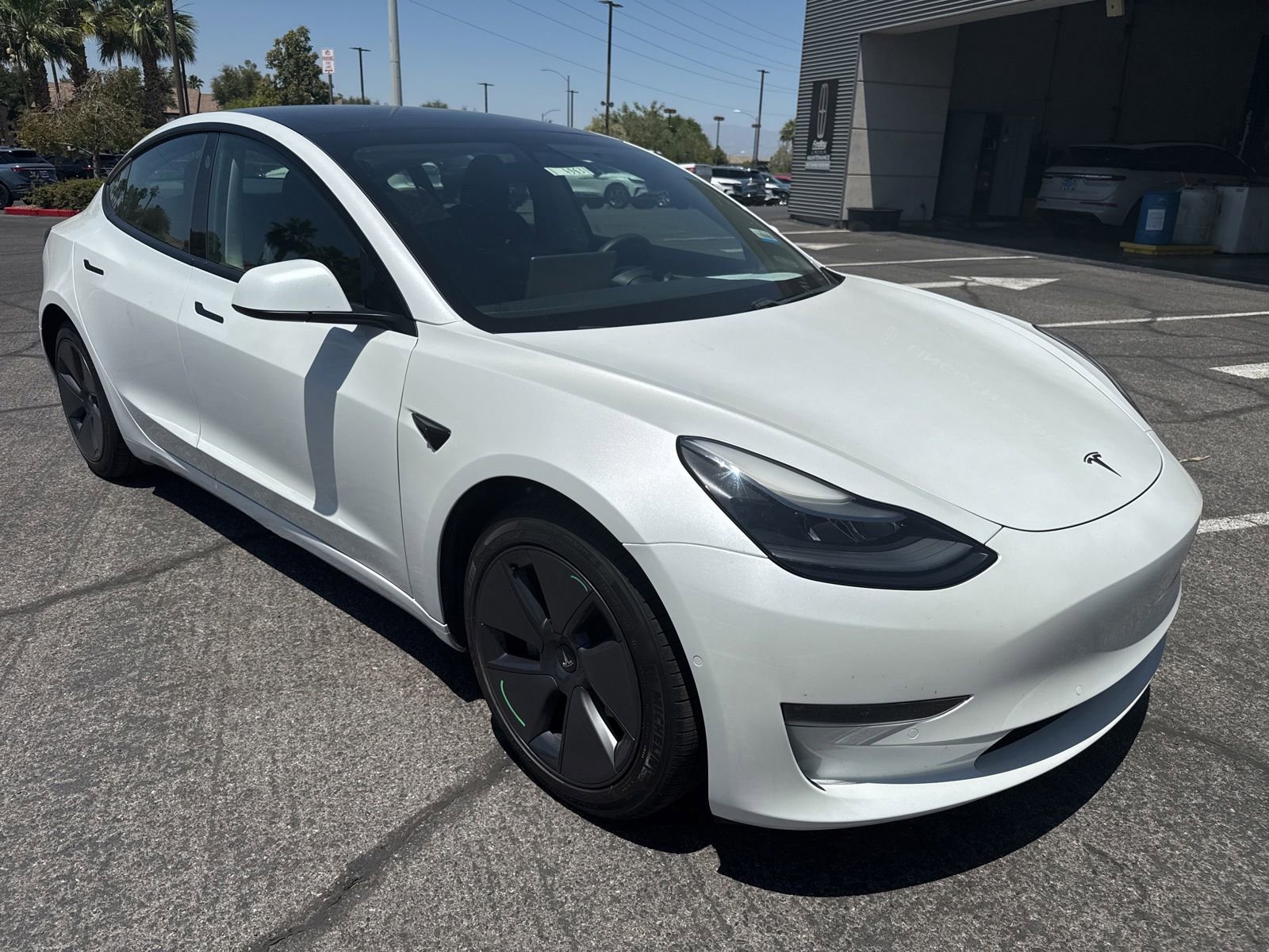 Used 2021 Tesla Model 3 Standard Range Plus RWD image 3