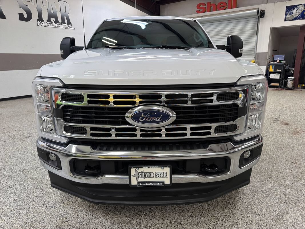 Used 2025 Ford F250 XLT w/ FX4 Off-Road Package AWD/4WD image 12