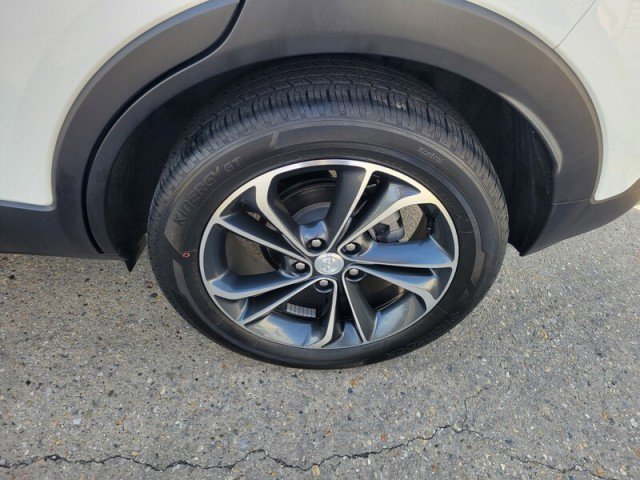 Used 2023 Buick Encore GX Select image 10