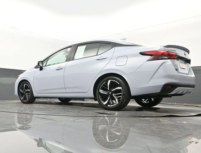 Used 2025 Nissan Versa SR w/ Electronics Package image 25