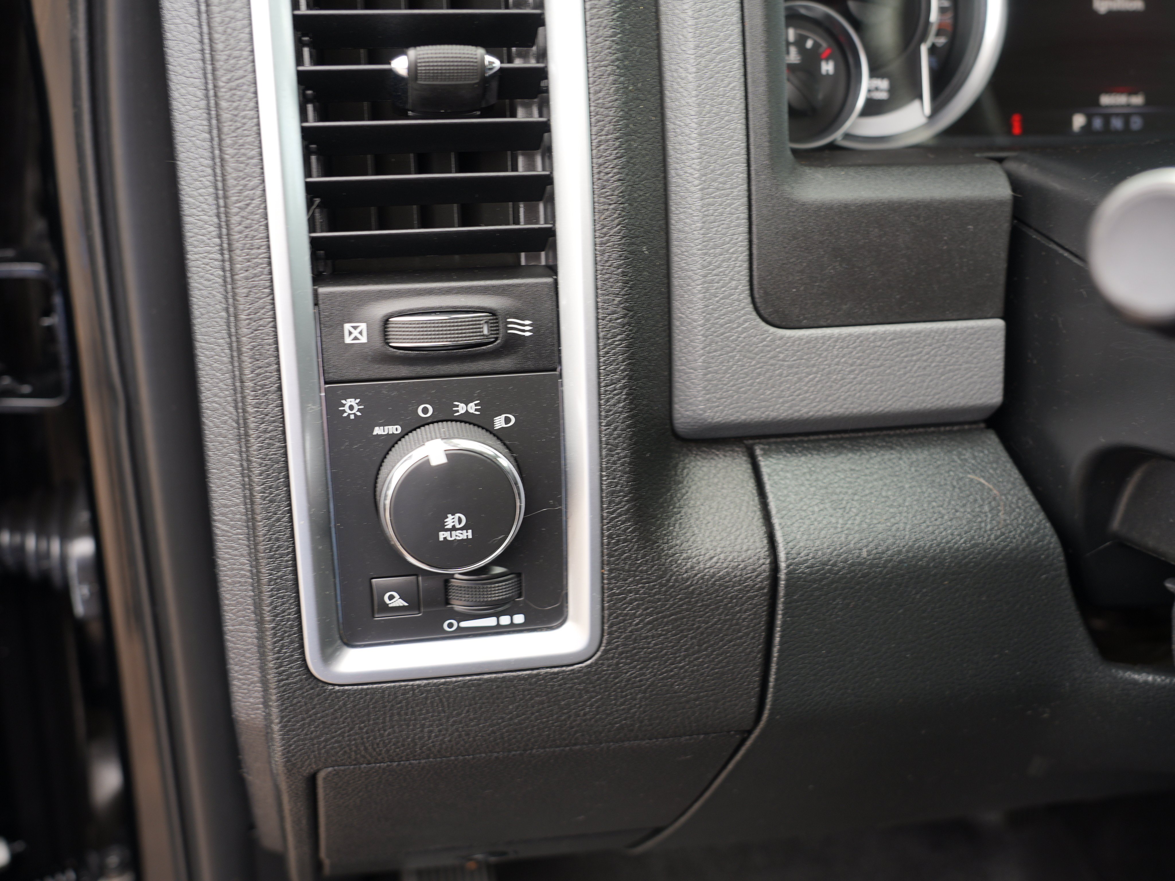 Used 2014 RAM 1500 Big Horn AWD/4WD image 16