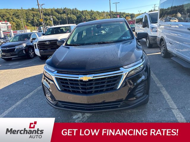 Used 2022 Chevrolet Equinox LS w/ LS Convenience Package AWD/4WD image 2