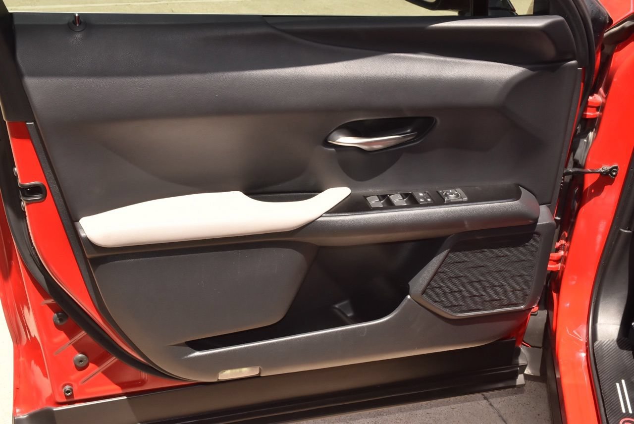 Used 2020 Lexus UX 200 w/ Premium Package FWD image 37
