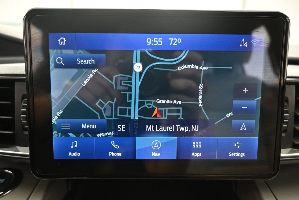 Used 2022 Ford Explorer XLT w/ Equipment Group 202A AWD/4WD image 11