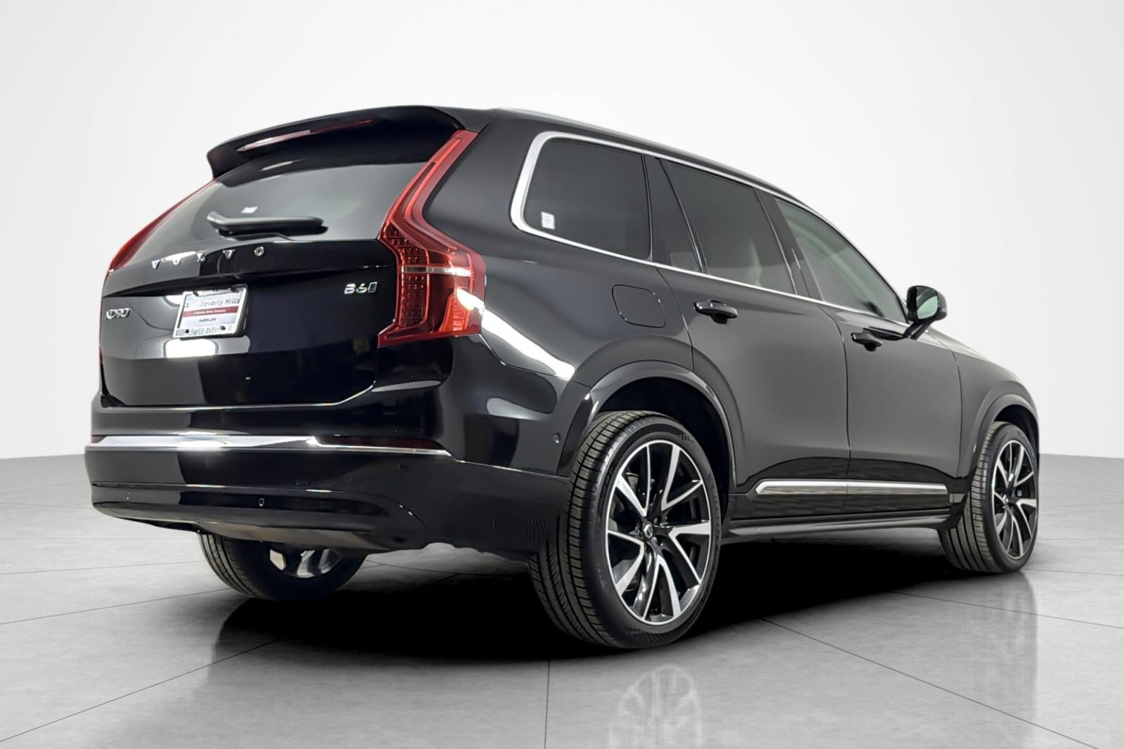 Used 2024 Volvo XC90 B6 Plus AWD/4WD image 5