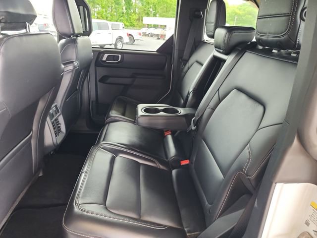 Used 2025 Ford Bronco Outer Banks AWD/4WD image 20