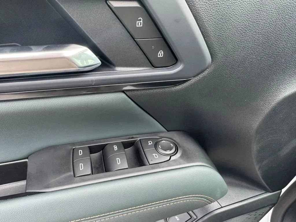 New 2026 GMC Terrain AT4 AWD/4WD image 11