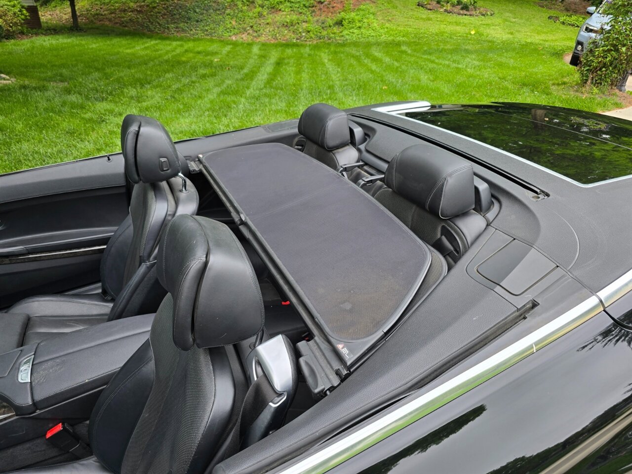 Used 2012 BMW 650i xDrive Convertible AWD/4WD image 25