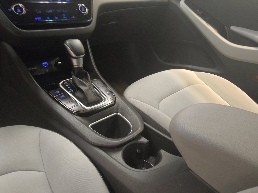 Used 2021 Hyundai Ioniq SEL FWD image 26