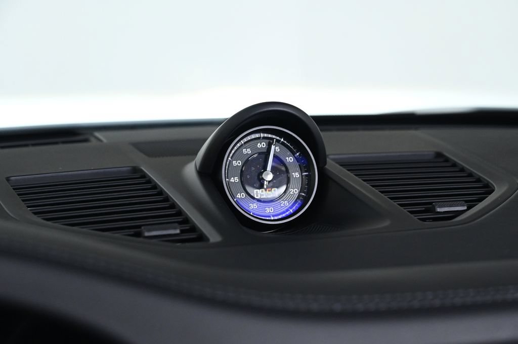 Certified 2023 Porsche 911 Carrera S RWD image 22