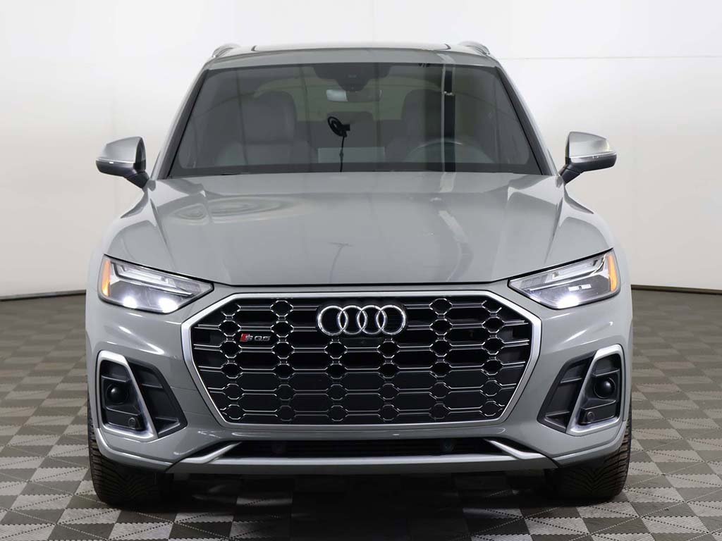Used 2022 Audi SQ5 Premium Plus w/ Premium Plus Package image 12