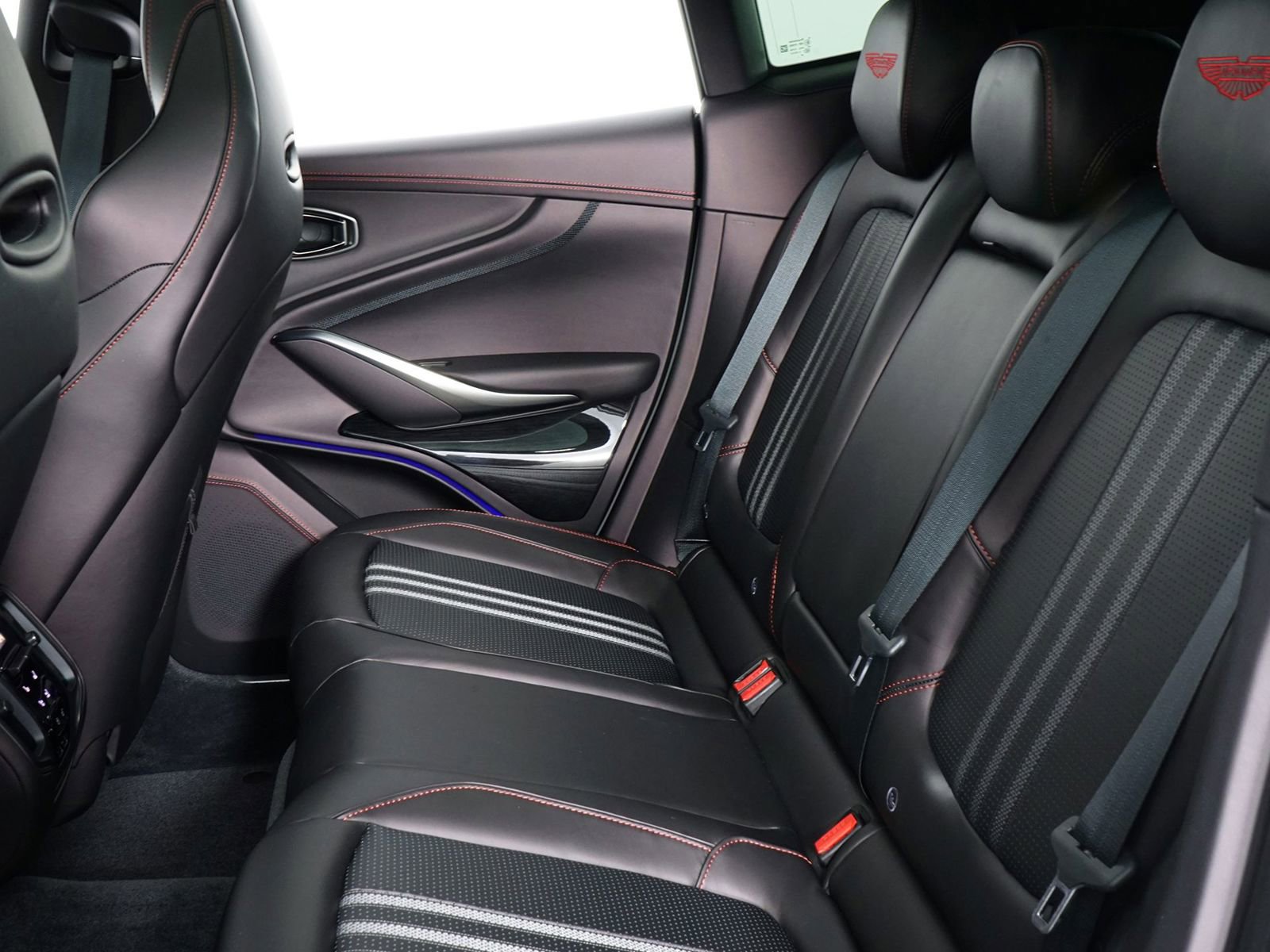 New 2026 Aston Martin DBX 707 AWD/4WD image 21