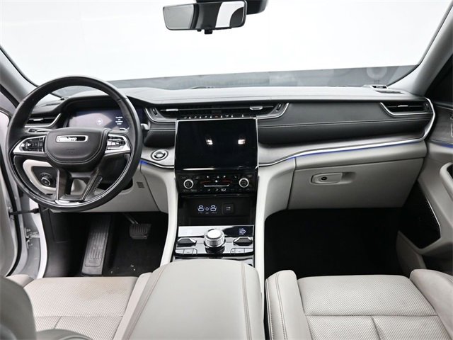 Used 2022 Jeep Grand Cherokee L Overland w/ Advanced Protech Group III image 25