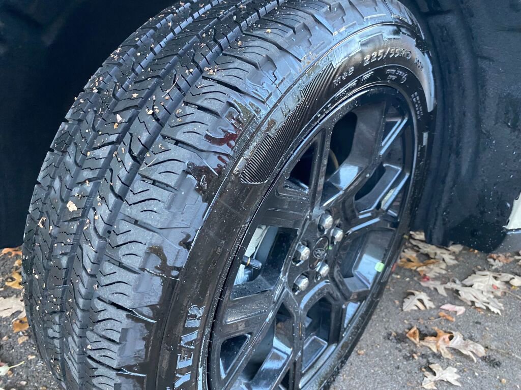 New 2025 Ford Maverick XLT w/ XLT Luxury Package image 23