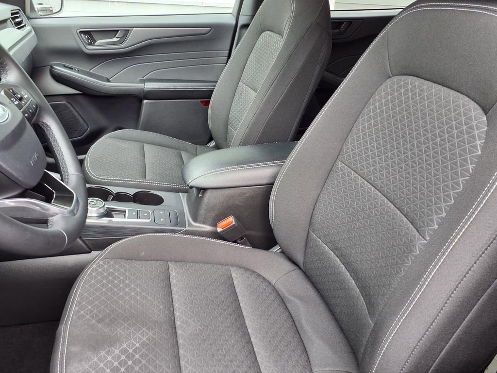 Used 2024 Ford Escape Active image 3