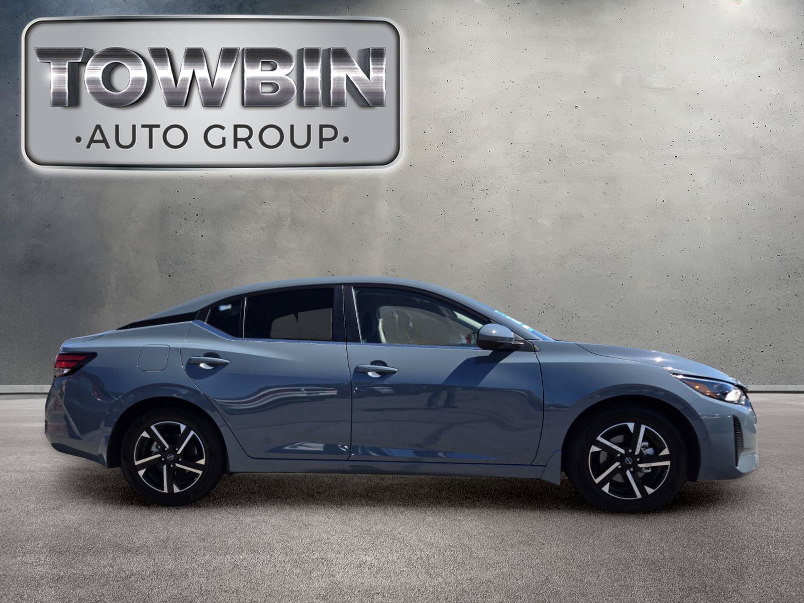 Used 2025 Nissan Sentra SV w/ All-Weather Package FWD image 3