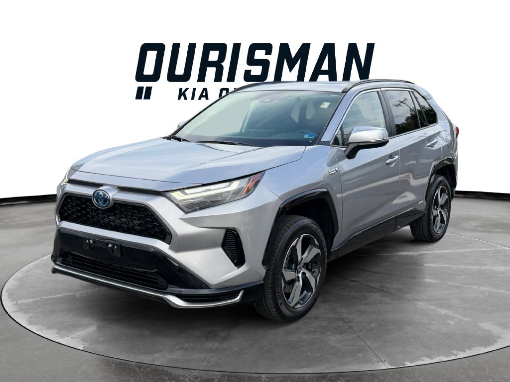 Used 2024 Toyota RAV4 SE w/ Weather & Moonroof Package AWD/4WD image 2