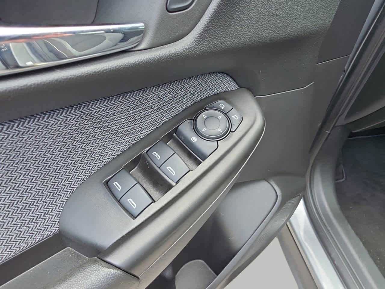 Used 2024 Chevrolet TrailBlazer LS w/ LS Convenience Package image 14