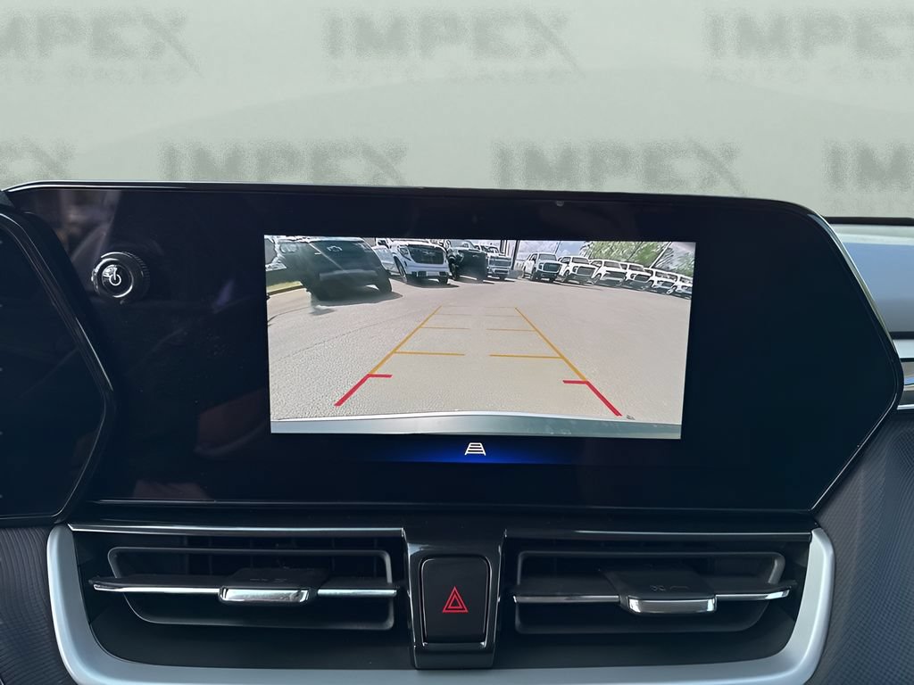 Used 2025 Chevrolet TrailBlazer LT AWD/4WD image 18