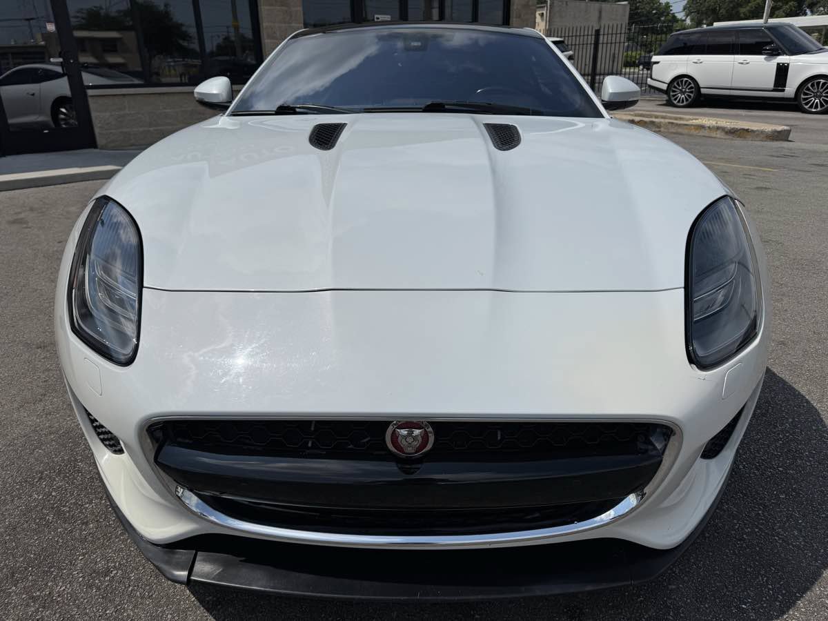 Used 2018 Jaguar F-TYPE Coupe RWD image 2