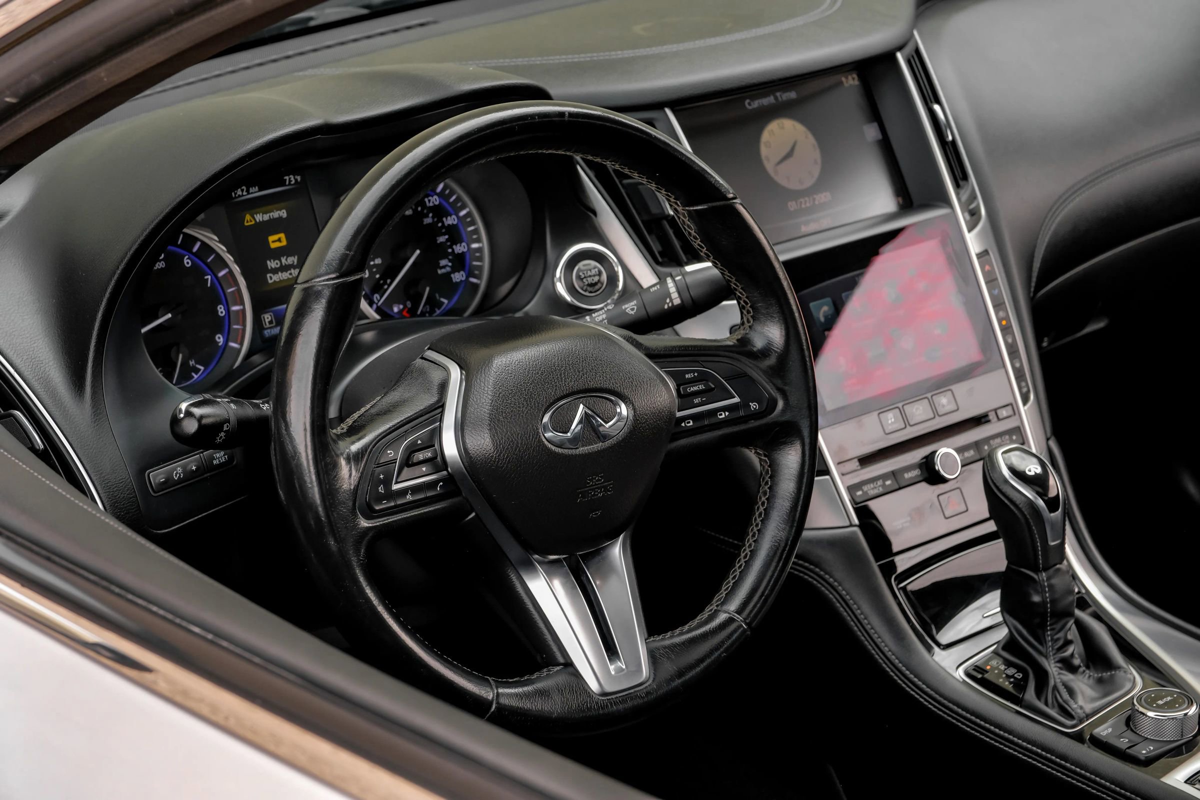 Used 2017 INFINITI Q60 3.0t w/ Cargo Package image 17