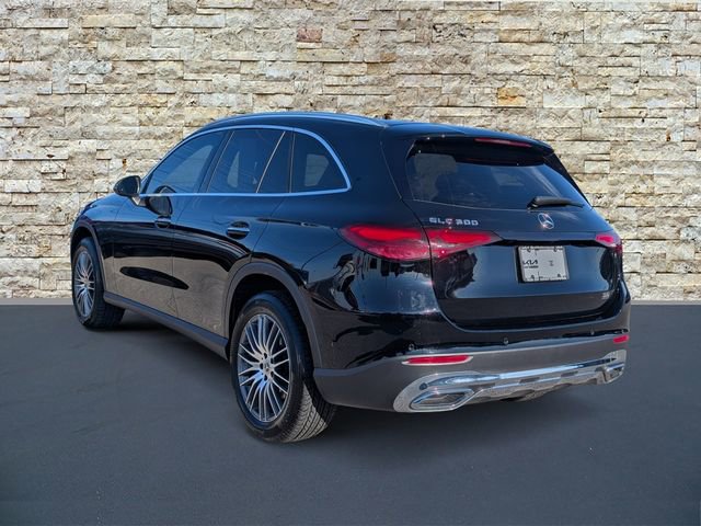 Used 2024 Mercedes-Benz GLC 300 image 4