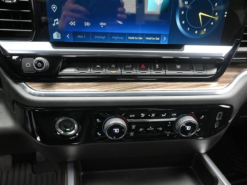 Used 2023 Chevrolet Silverado 1500 RST RWD image 15