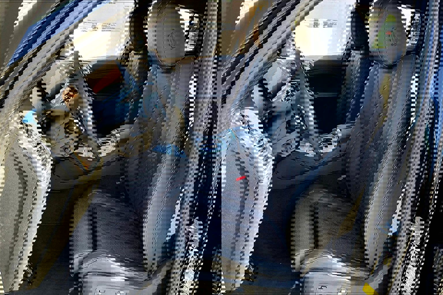 Used 2023 BMW X6 xDrive40i w/ M Sport Package image 19