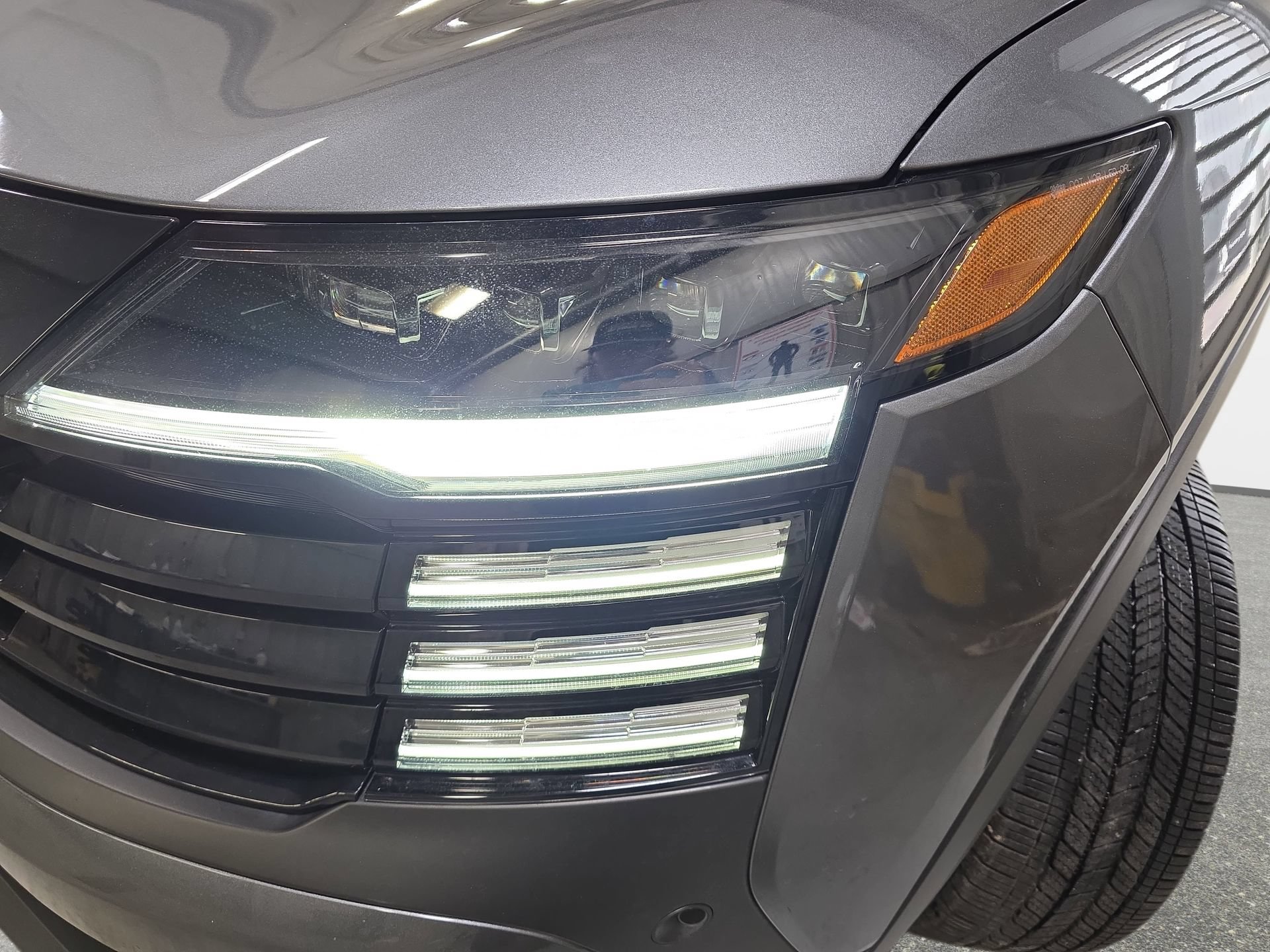 Used 2025 Nissan Kicks SR FWD image 28