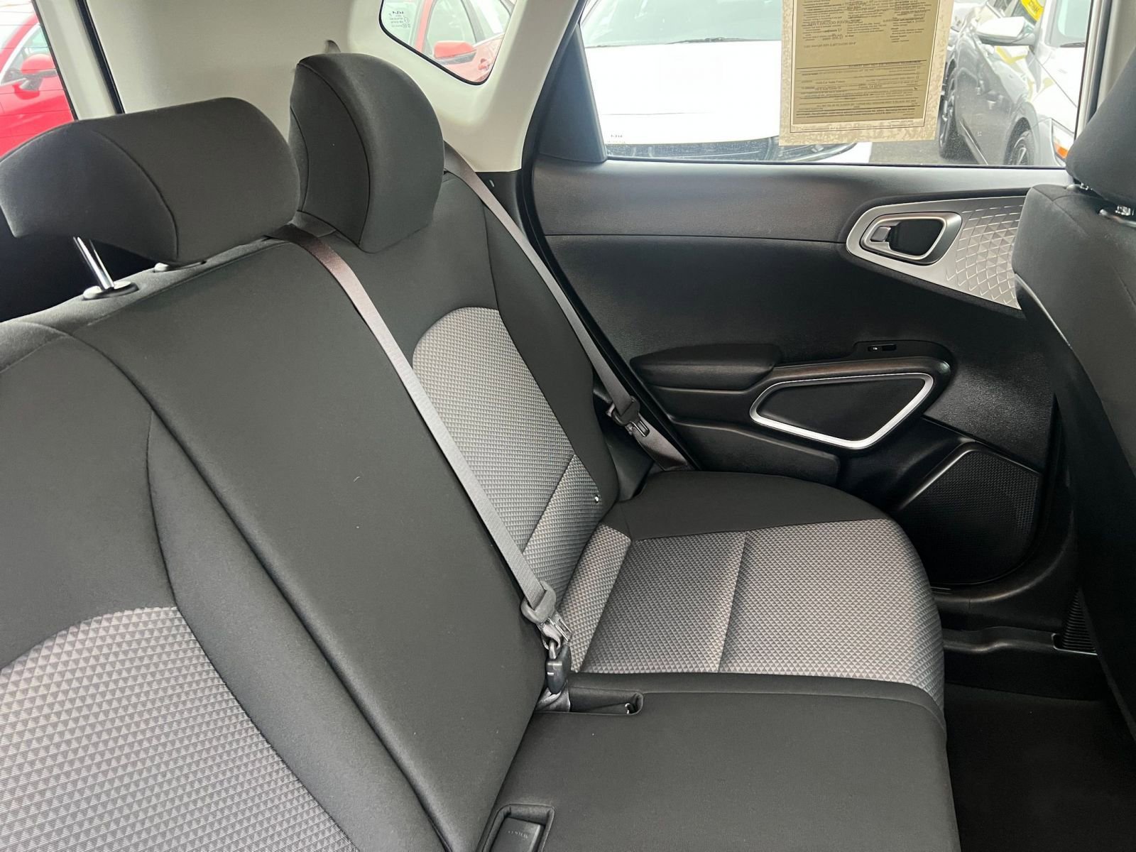 Used 2025 Kia Soul LX w/ LX Technology Package image 35