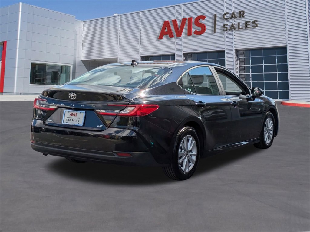 Used 2025 Toyota Camry LE image 6