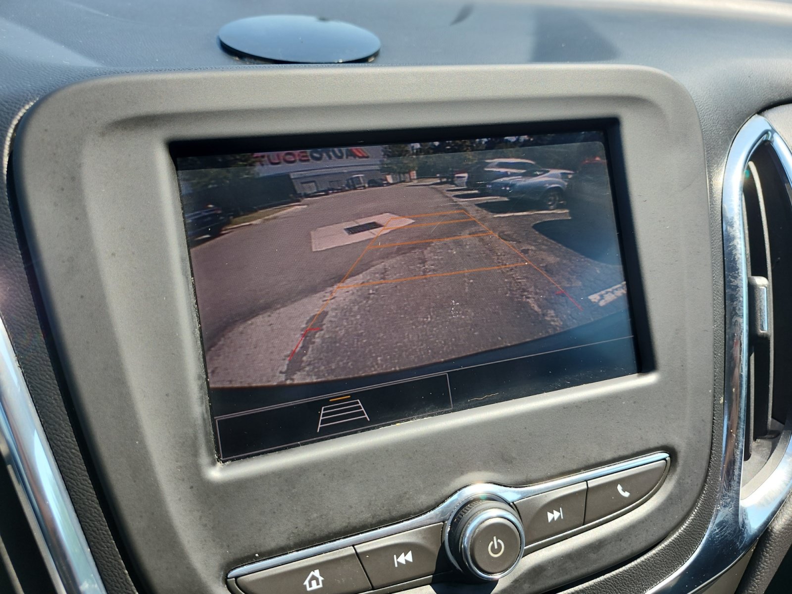 Used 2023 Chevrolet Equinox LT FWD image 15