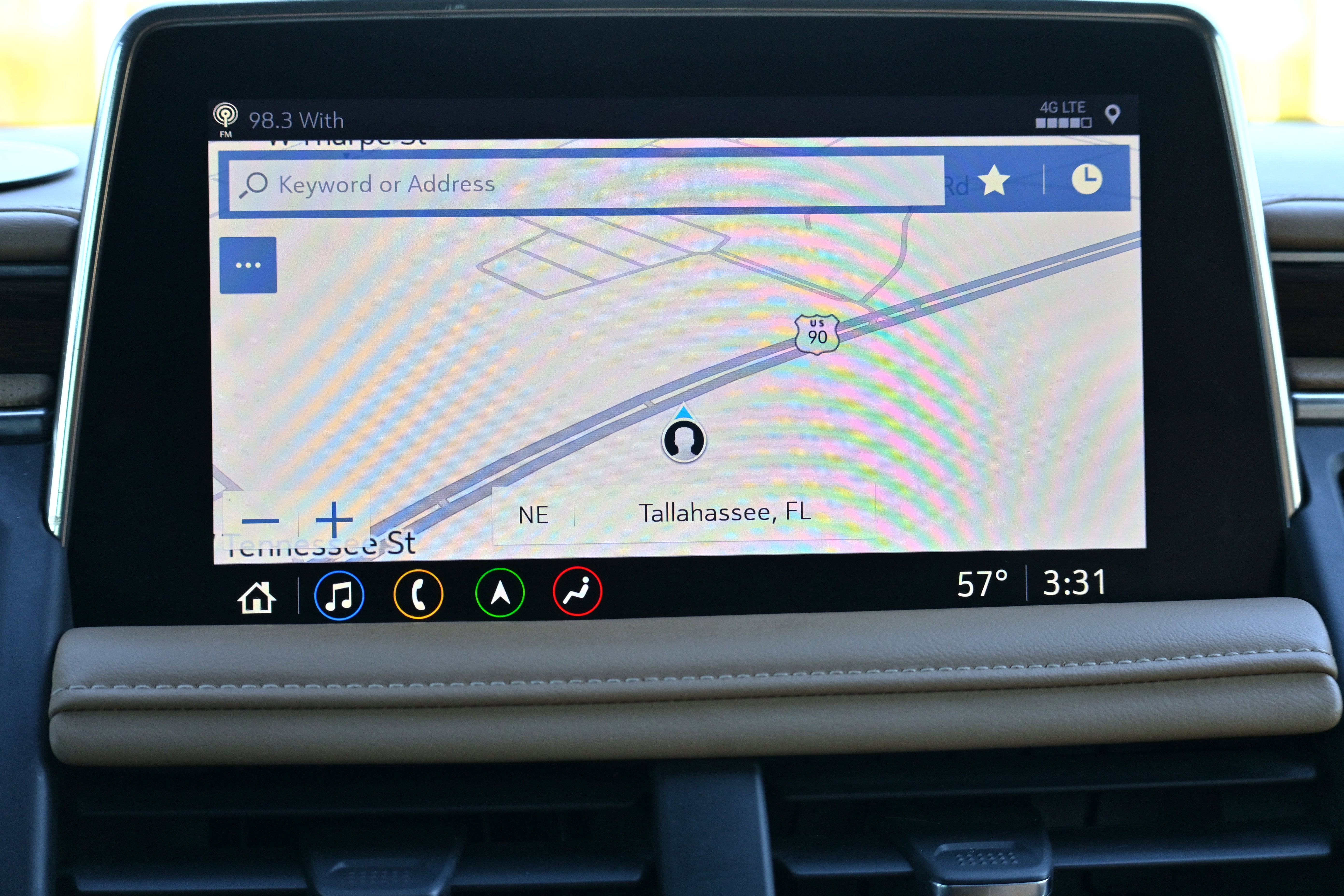 Used 2021 Chevrolet Suburban Premier w/ Premium Package image 20