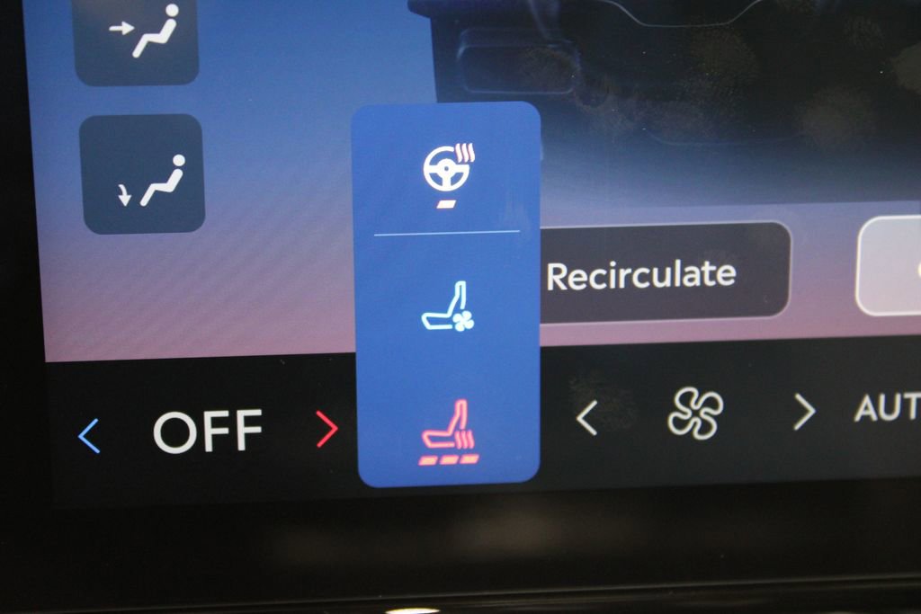 New 2026 Lincoln Nautilus Reserve w/ Jet Appearance Package image 51