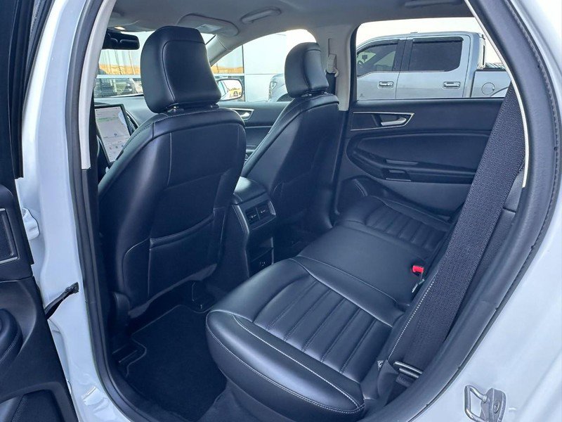 Used 2022 Ford Edge SEL image 12